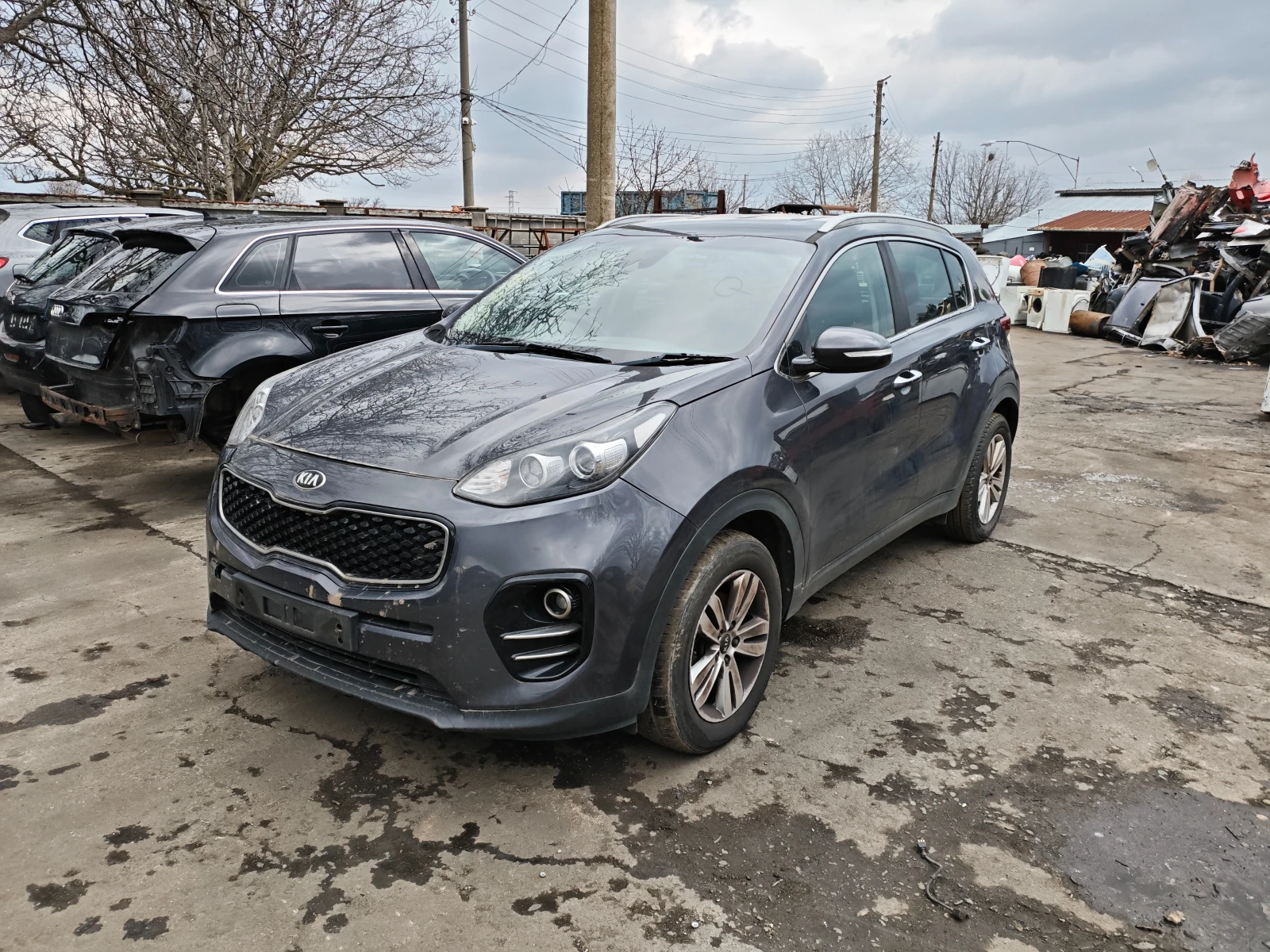 Kia Sportage 1.7crdi, снимка 3 - Автомобили и джипове - 53965473