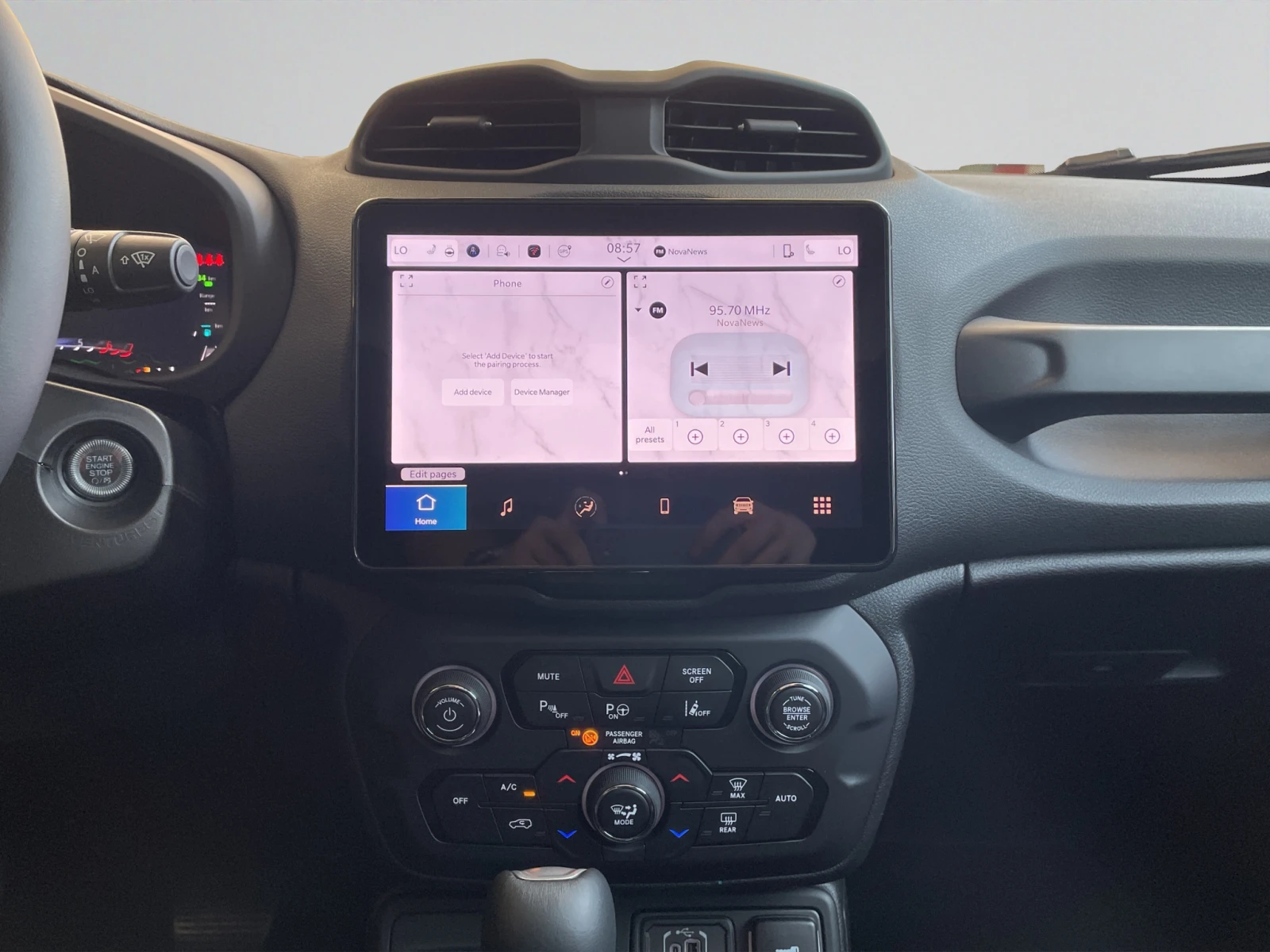 Jeep Renegade NORTH STAR 1.3 PHEV Petrol 240 HP AT6 4xe, снимка 11 - Автомобили и джипове - 54193869