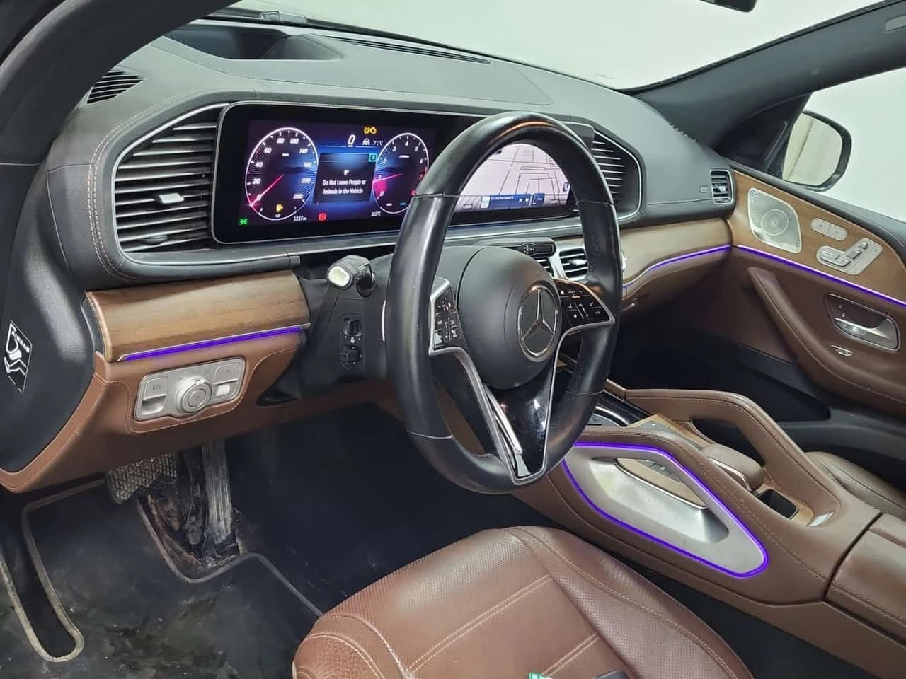 Mercedes-Benz GLE 350 * ДИСТРОНИК* 360 КАМЕРА* ПАНОРАМА* BURMASTER* , снимка 9 - Автомобили и джипове - 54763627