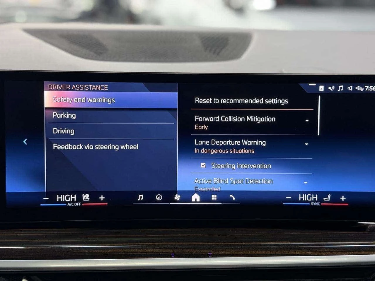 BMW X5 * M SPORT| 360CAM| ACC| LKA| FCW| HK SOUND| * CARF, снимка 17 - Автомобили и джипове - 55093487