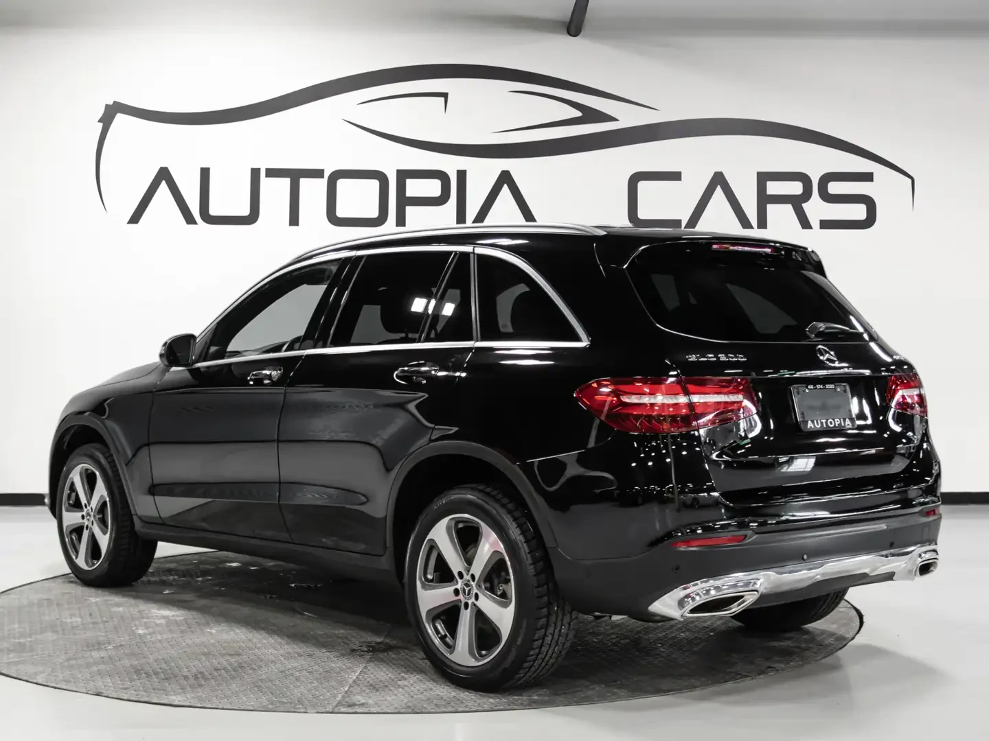 Mercedes-Benz GLC 300 4MATIC* 360* МЪРТВИ ТОЧКИ, снимка 3 - Автомобили и джипове - 55222295