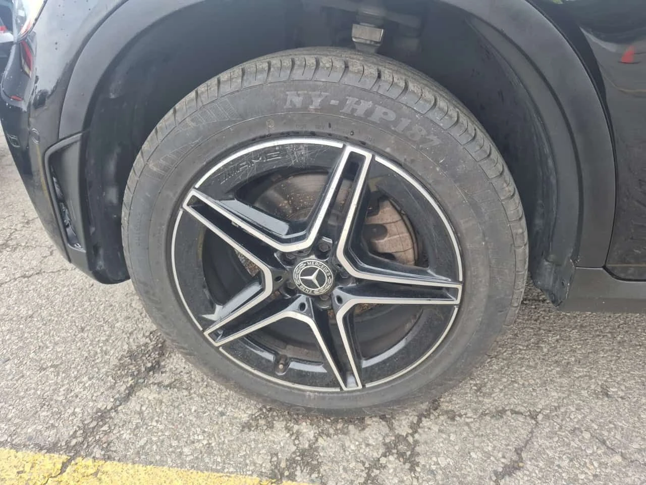 Mercedes-Benz GLC 300 АМГ ПАКЕТ/CARFAX/КАФЯВ САЛОН/ЛЕНТИ/ПАНО/360/, снимка 6 - Автомобили и джипове - 55534886