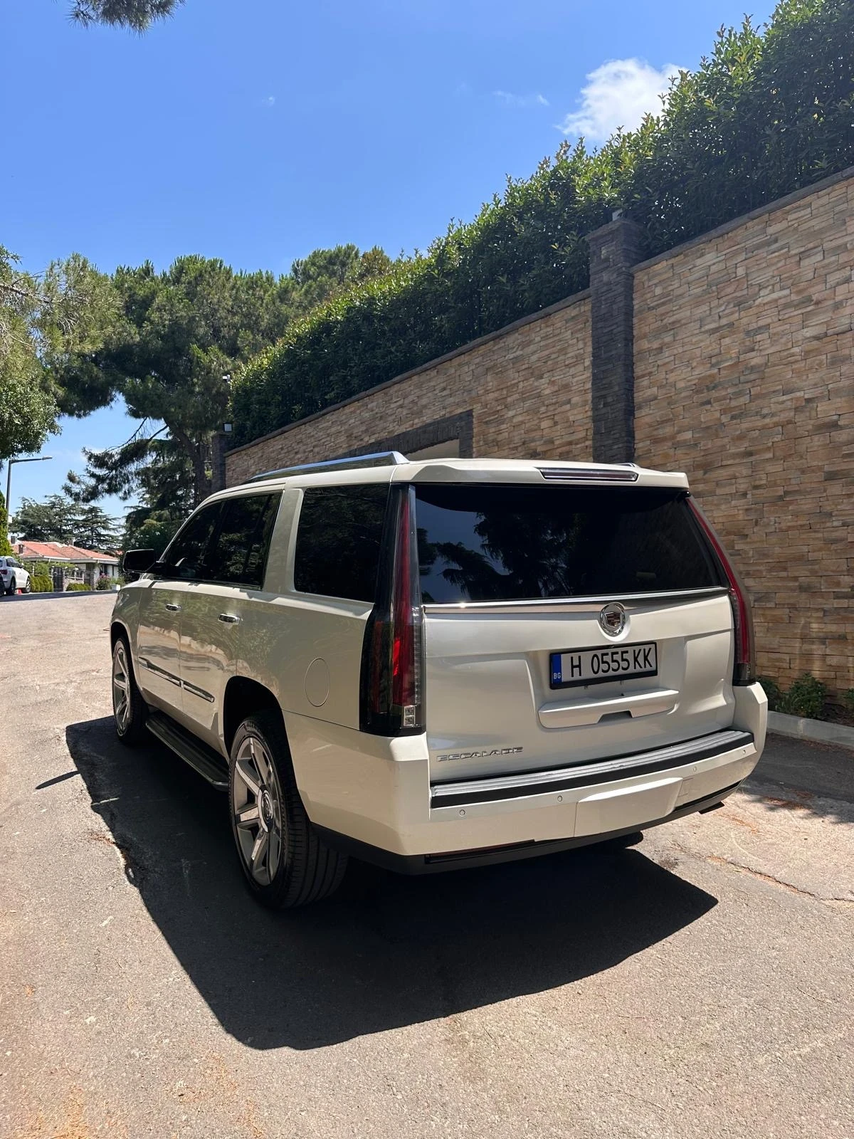 Cadillac Escalade, снимка 3 - Автомобили и джипове - 56071903