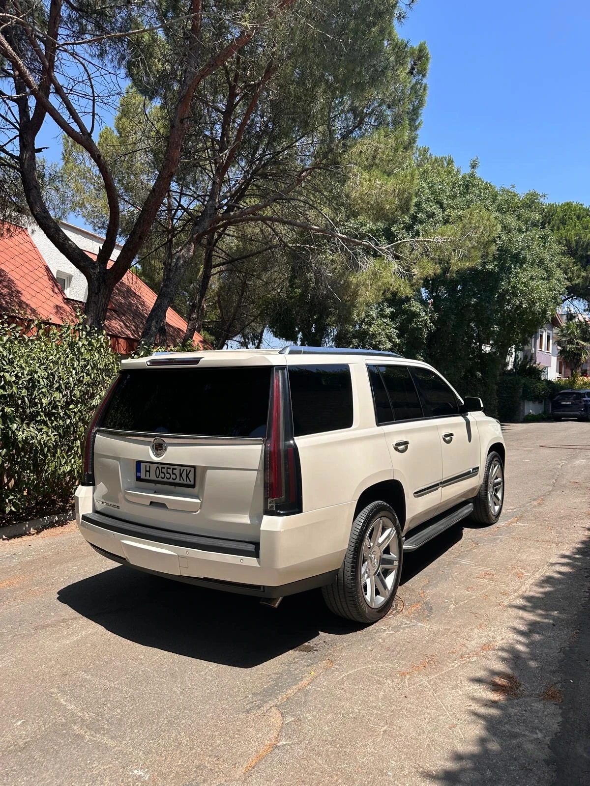 Cadillac Escalade, снимка 4 - Автомобили и джипове - 56071903