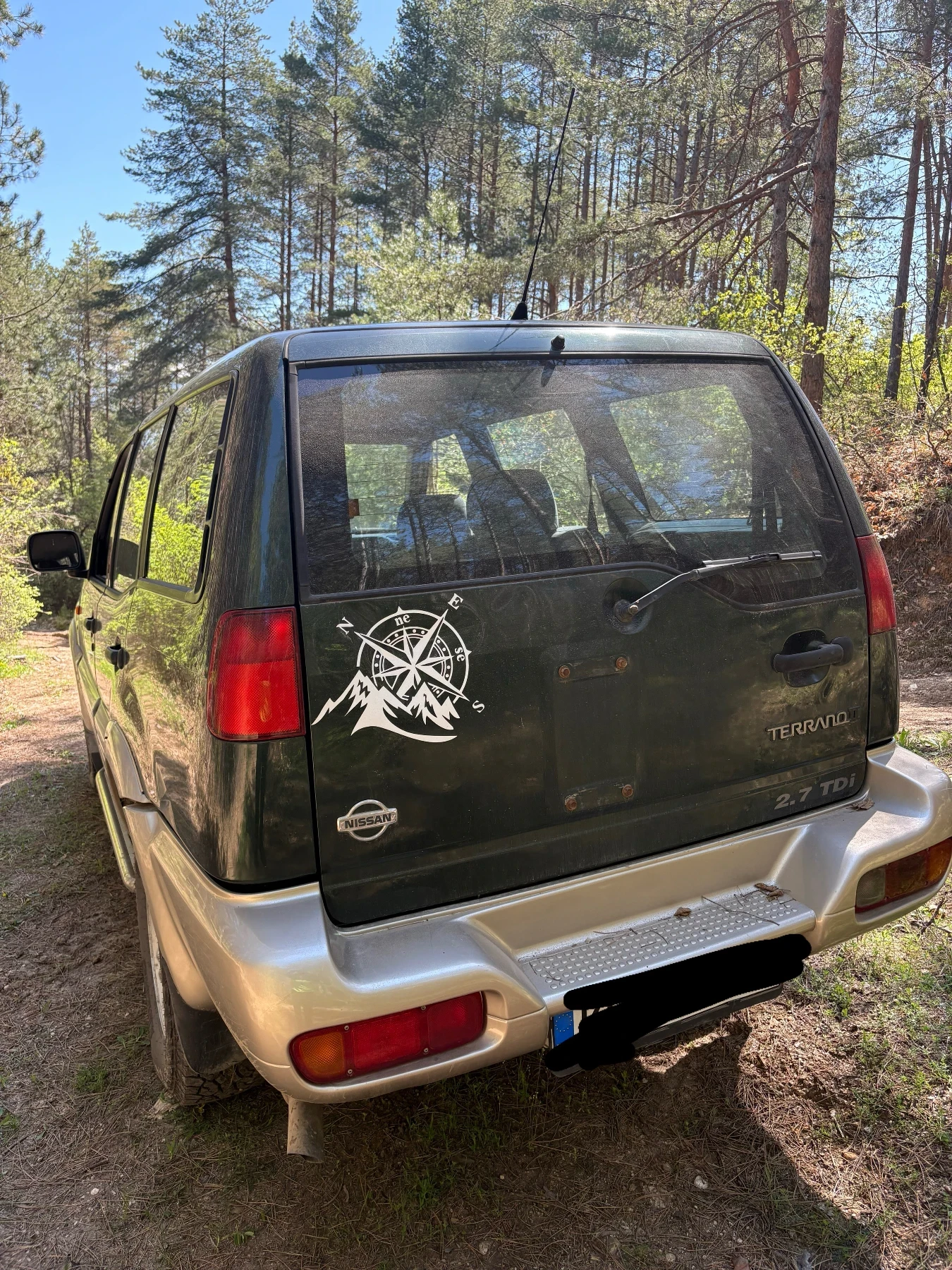 Nissan Terrano 2, 7 Td, снимка 2 - Автомобили и джипове - 56184285