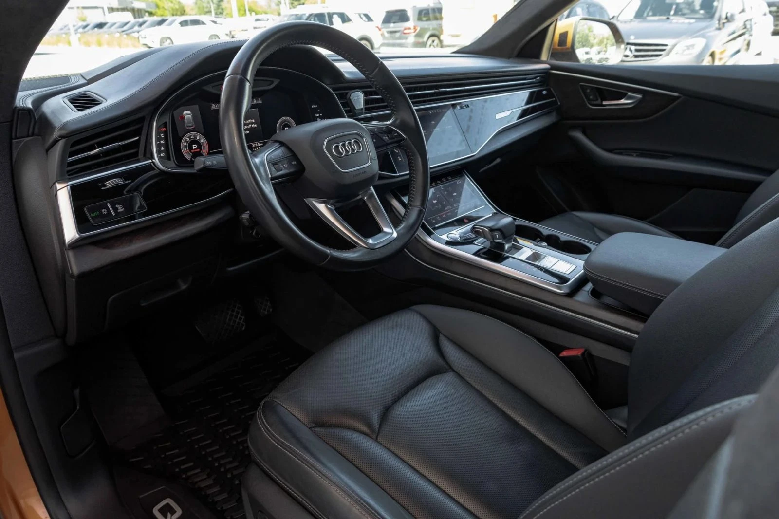 Audi Q8, снимка 8 - Автомобили и джипове - 56740384