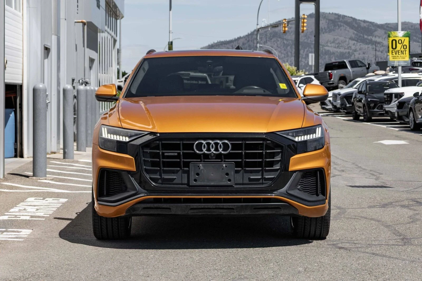 Audi Q8, снимка 2 - Автомобили и джипове - 56740384
