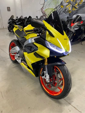 Aprilia Rs