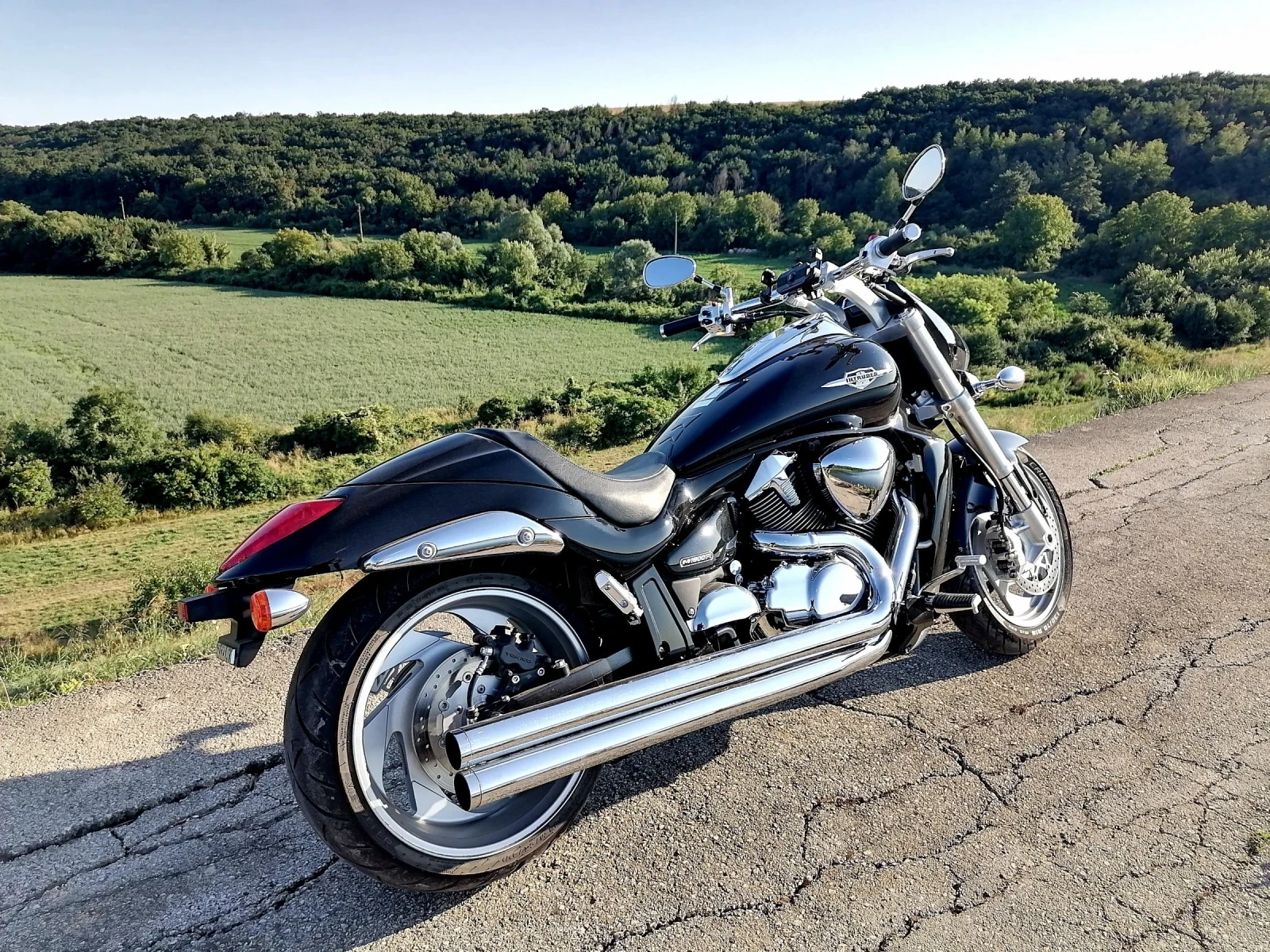 Suzuki Boulevard M1800R, снимка 3 - Мотоциклети и мототехника - 55557817