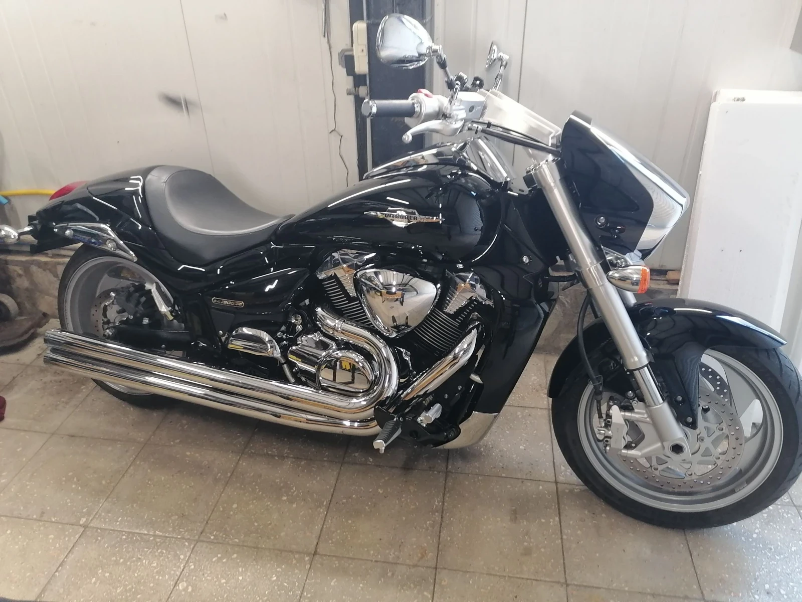 Suzuki Boulevard M1800R, снимка 5 - Мотоциклети и мототехника - 55557817