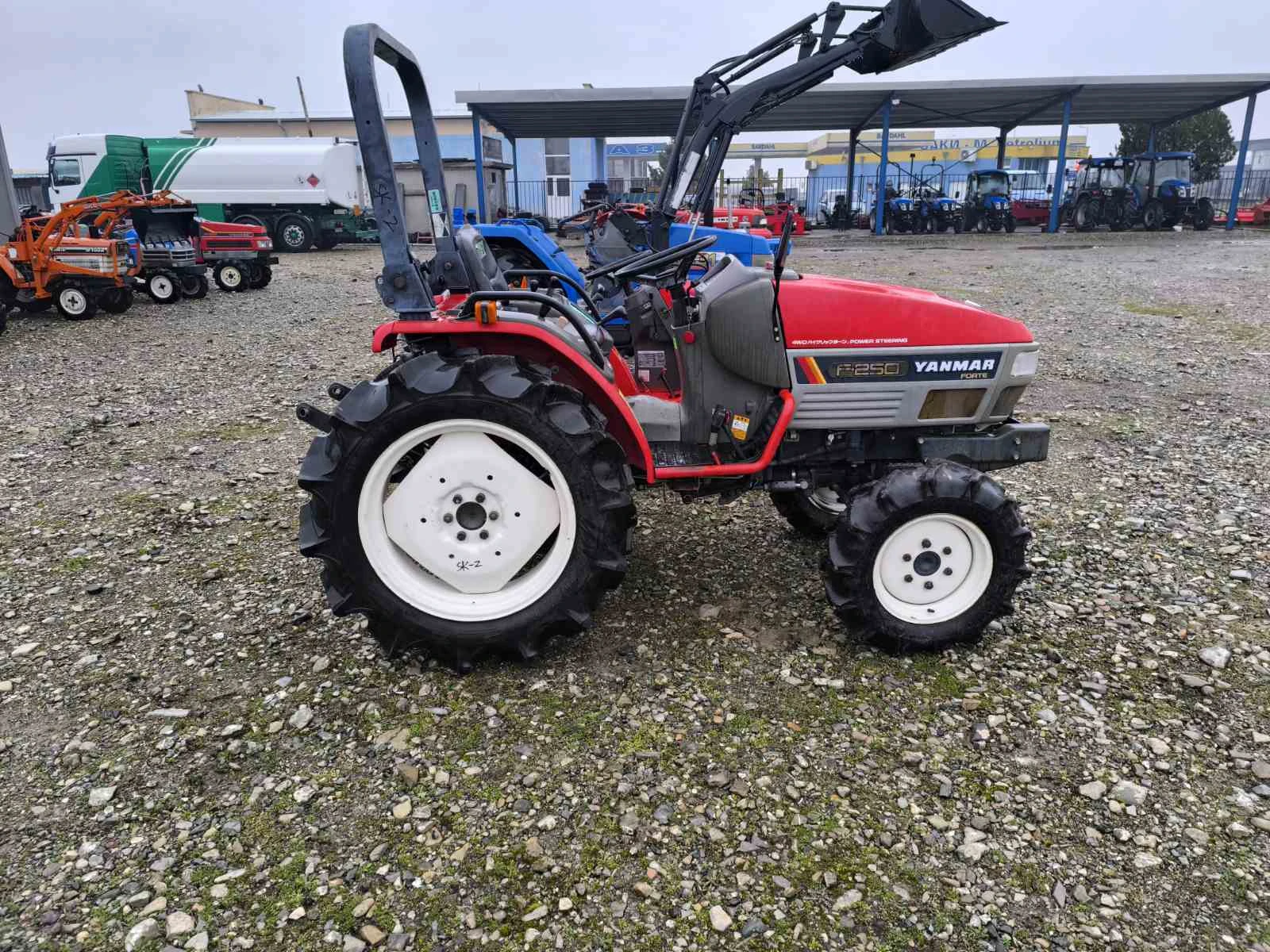 Трактор Yanmar Саки агро Сливен  - изображение 3