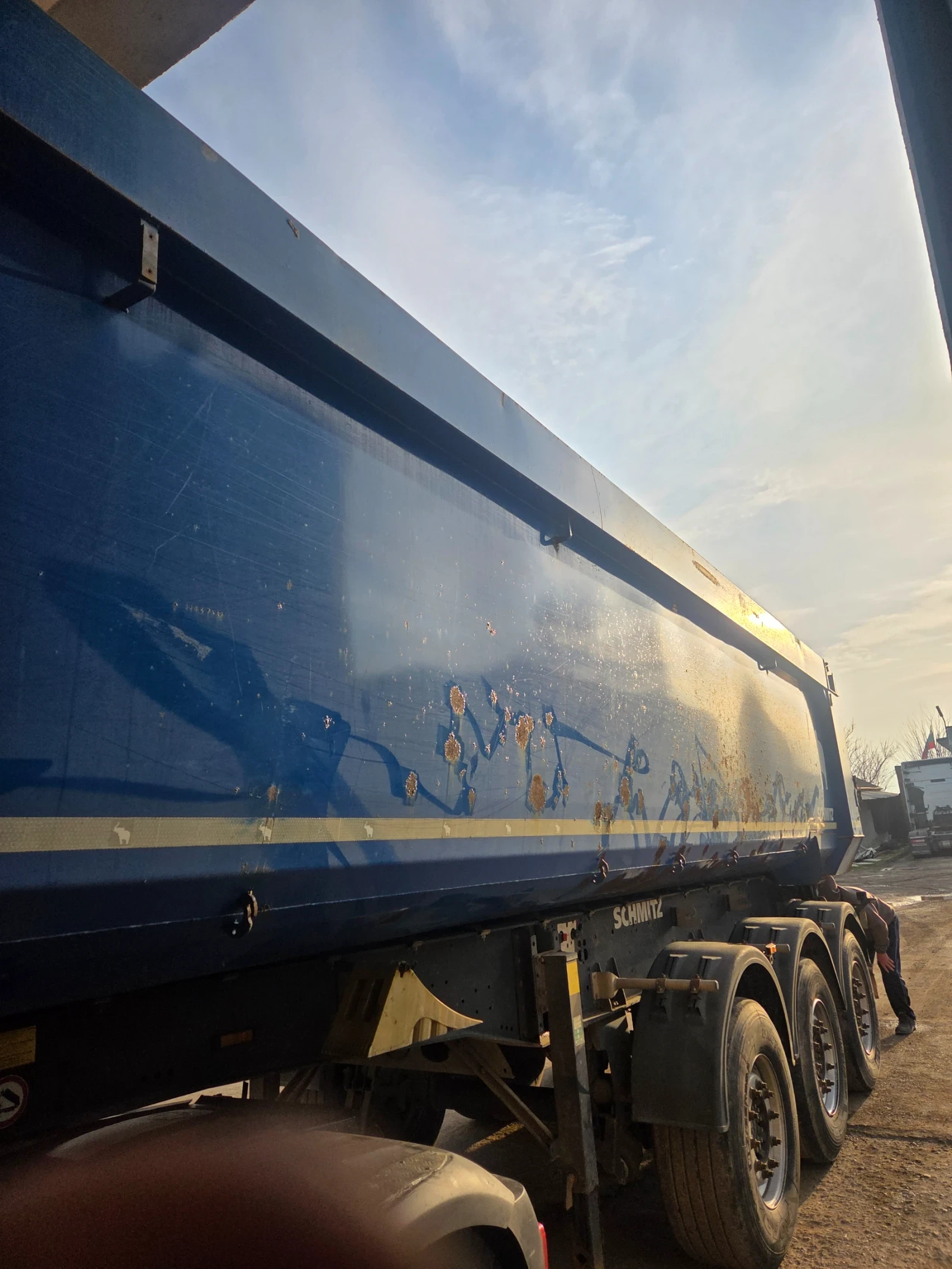 Полуремарке Schmitz 28м3, снимка 3 - Ремаркета - 53968568