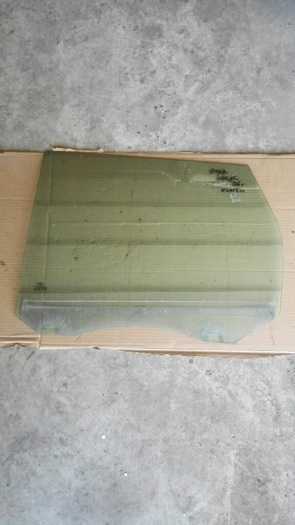 Стъкло задно ляво Форд Фокус комби (5)