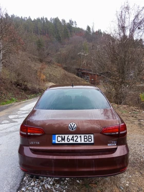VW Jetta 2.0 TDI, 110 к.с. , снимка 6