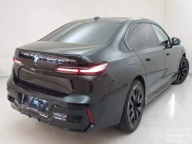 BMW i7 M70 xDrive Automatic, снимка 3