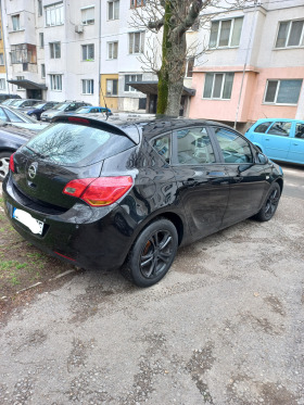 Opel Astra 1.7 CDTI, снимка 5 - Автомобили и джипове - 43500277