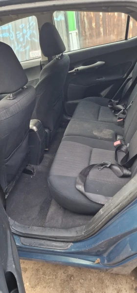 Toyota Auris 1.6i, снимка 9