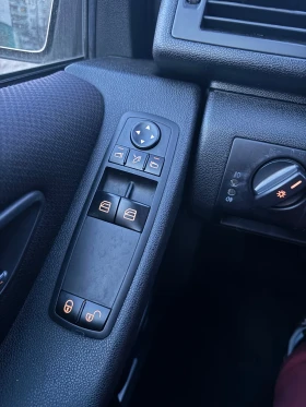 Mercedes-Benz A 180 Aвтоматик фейс 2008г 4 врати - 3800 € / 7432.15 лв. - 74225298 15