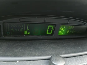 Citroen Xsara picasso 1.6 - 999 € / 1953.87 лв. - 93526668 6