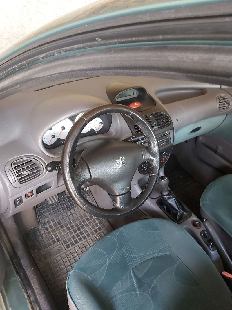 Peugeot 206, снимка 2 - Автомобили и джипове - 46160361