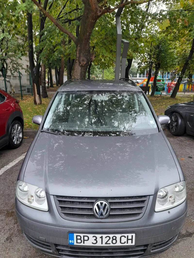 VW Touran, снимка 1 - Автомобили и джипове - 47475746