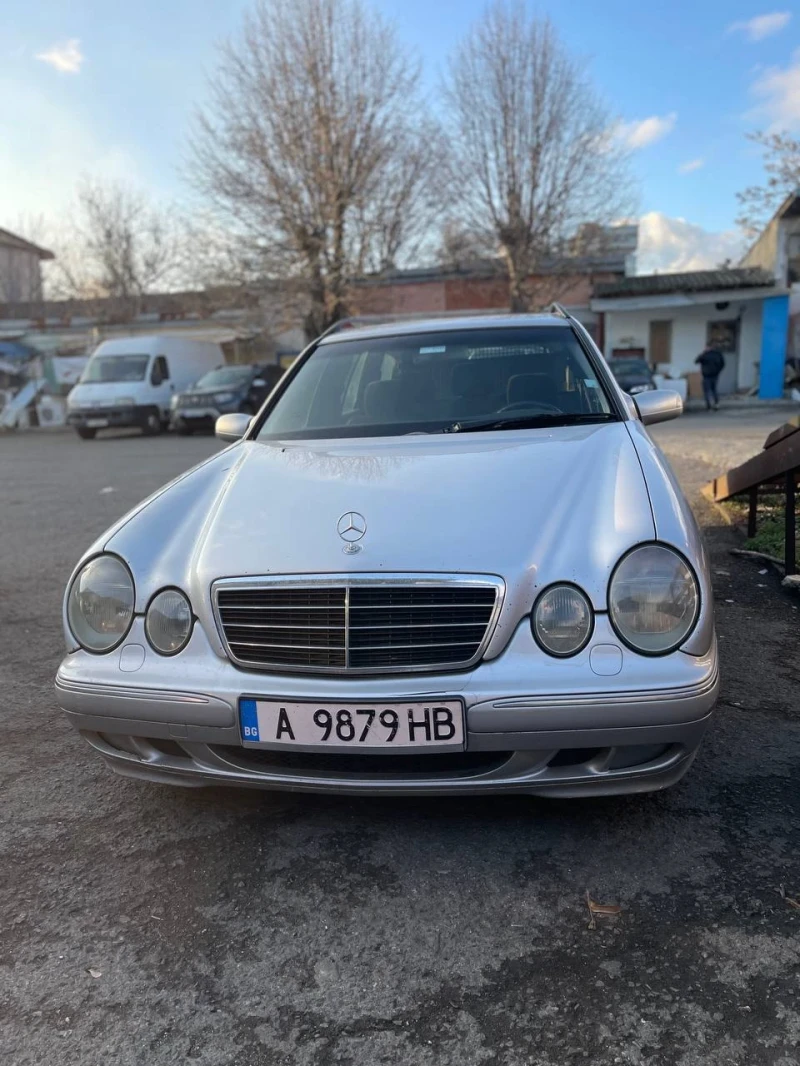 Mercedes-Benz E 270, снимка 1 - Автомобили и джипове - 48311665