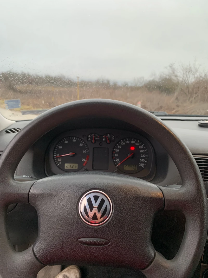 VW Golf, снимка 9 - Автомобили и джипове - 48452182