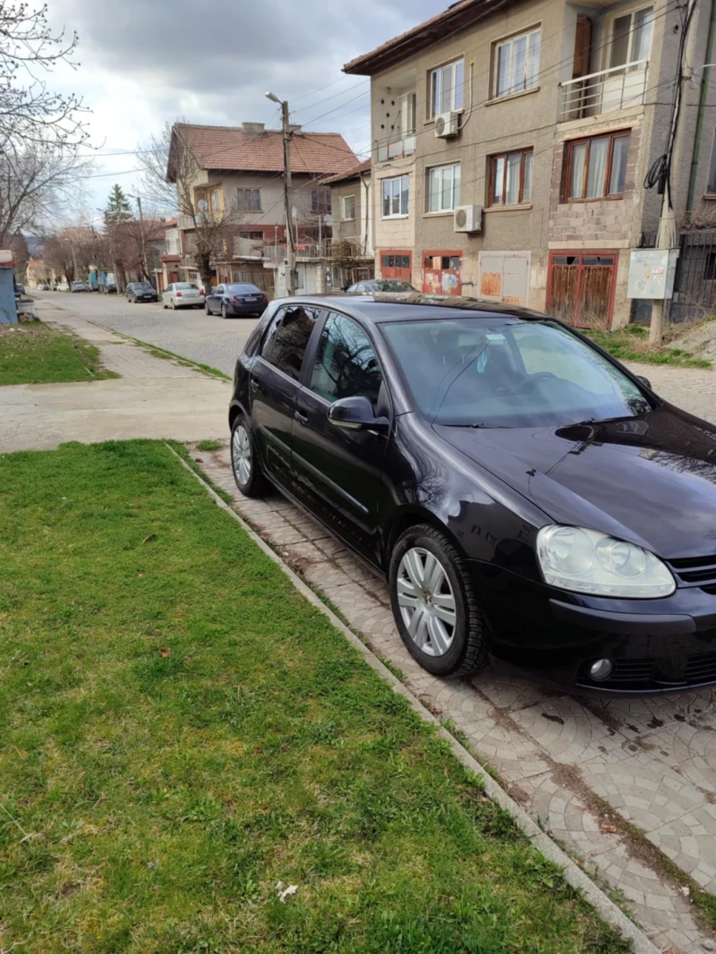 VW Golf, снимка 4 - Автомобили и джипове - 49491044