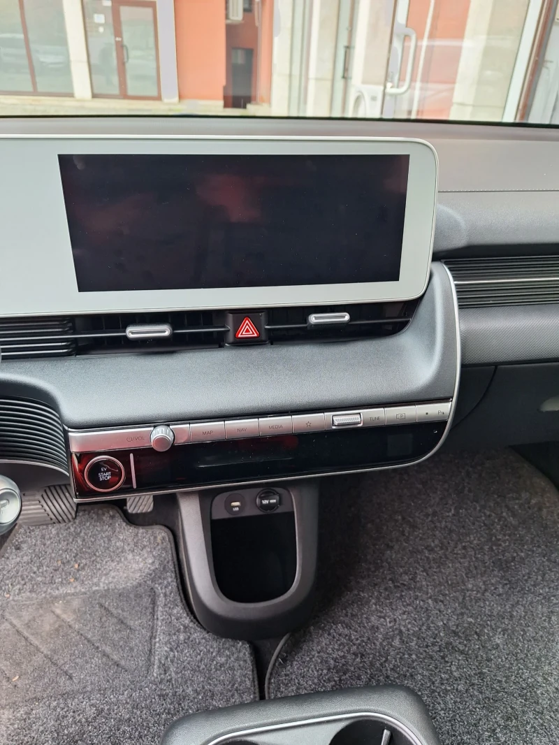Hyundai Ioniq 5 ГАРАНЦИОНЕН!, снимка 10 - Автомобили и джипове - 52452427