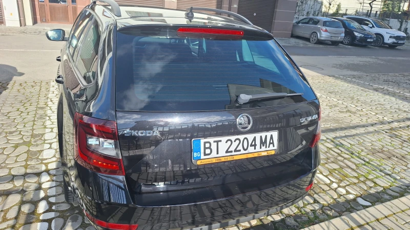 Skoda Octavia 1.8 TSI, снимка 3 - Автомобили и джипове - 53128480