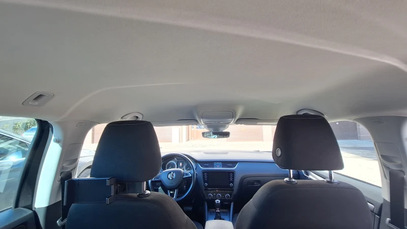 Skoda Octavia 1.8 TSI, снимка 13 - Автомобили и джипове - 53128480