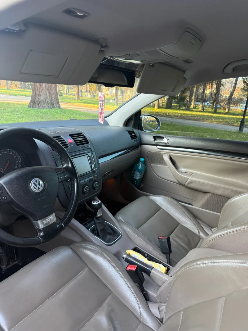 VW Golf TDI GTD, снимка 14 - Автомобили и джипове - 52802801