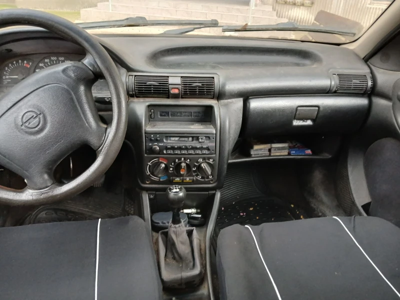 Opel Astra, снимка 3 - Автомобили и джипове - 53198820