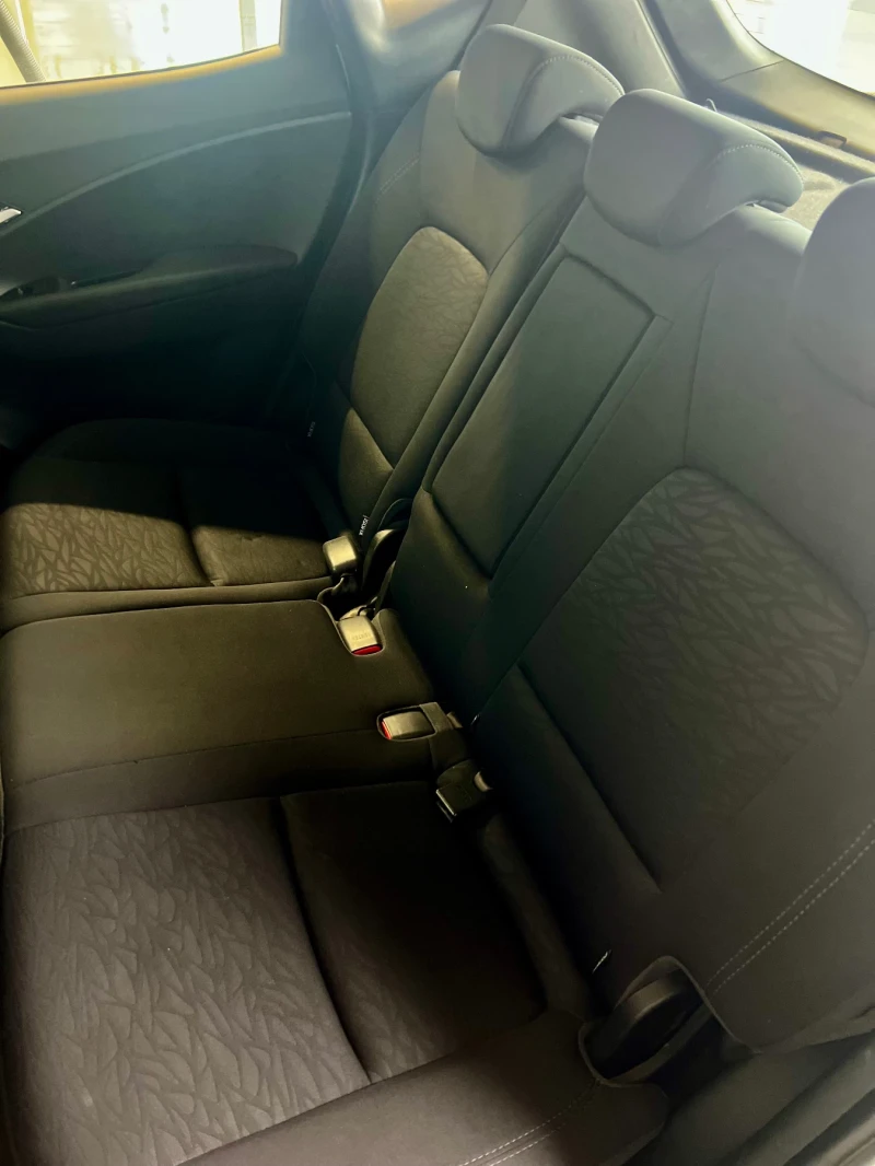 Hyundai Ix20 1.4, снимка 9 - Автомобили и джипове - 53367675