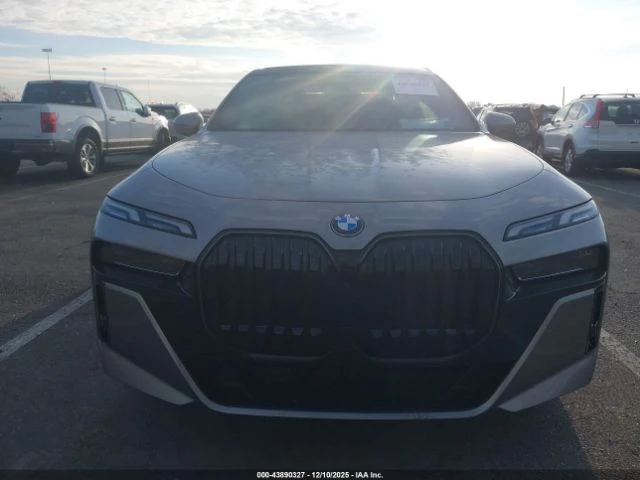 BMW 740 * КОЖА* NAVI* LED* PANORAMA*  - изображение 8