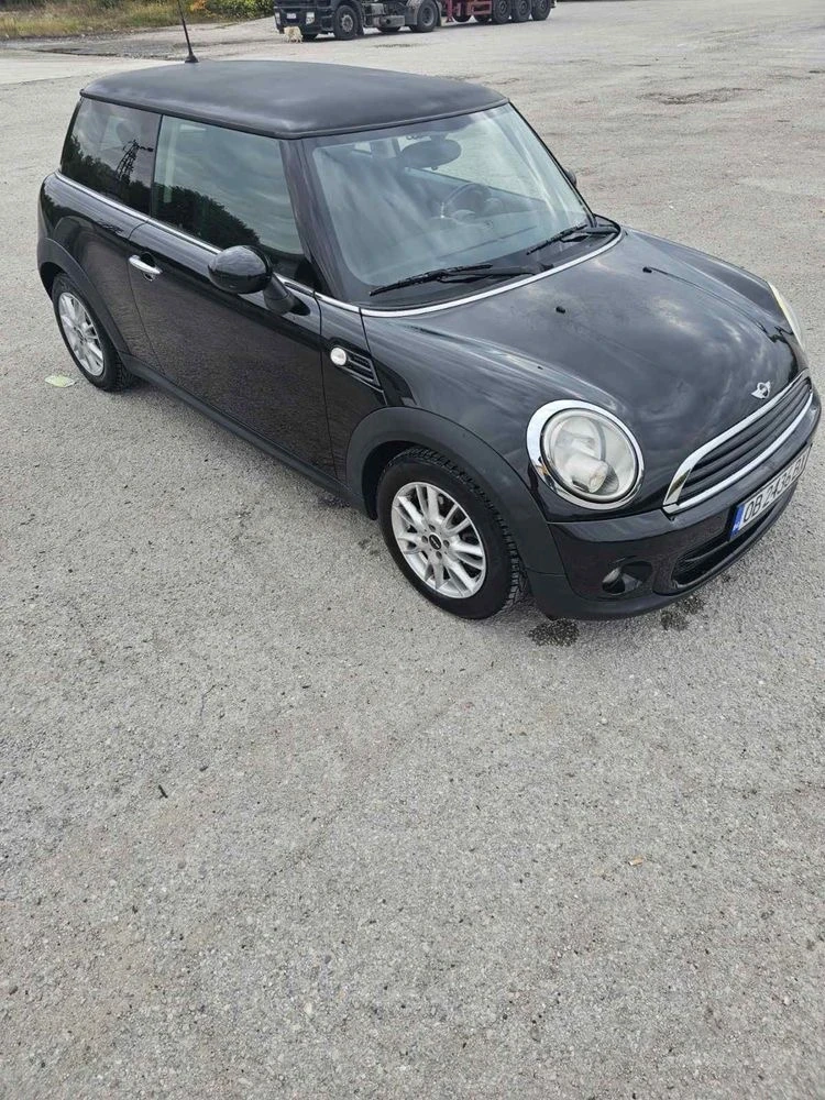 Mini Cooper One, снимка 8 - Автомобили и джипове - 53666703