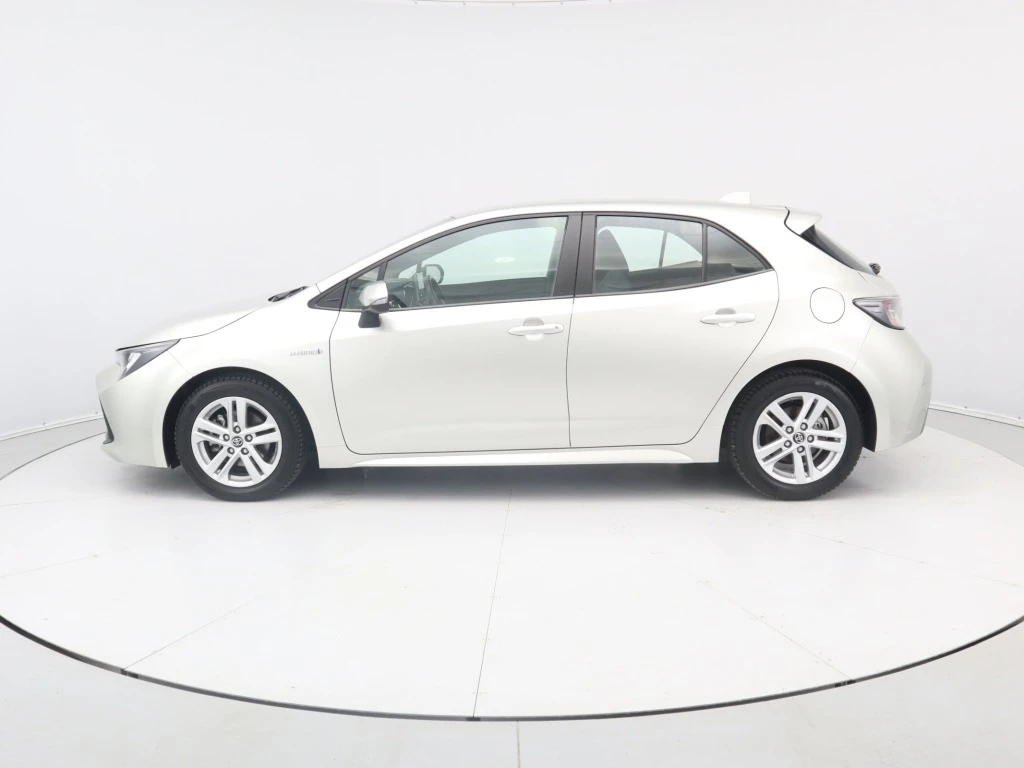 Toyota Corolla 1.8 Hybrid - изображение 4