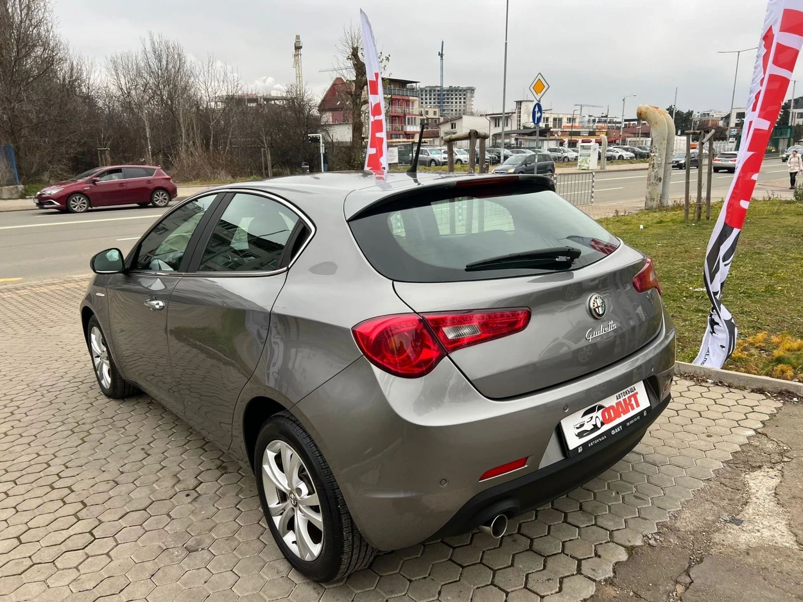 Alfa Romeo Giulietta 1.6JTD/EU.5B/129 000 РЕАЛНИ КМ ! ! !  - изображение 5