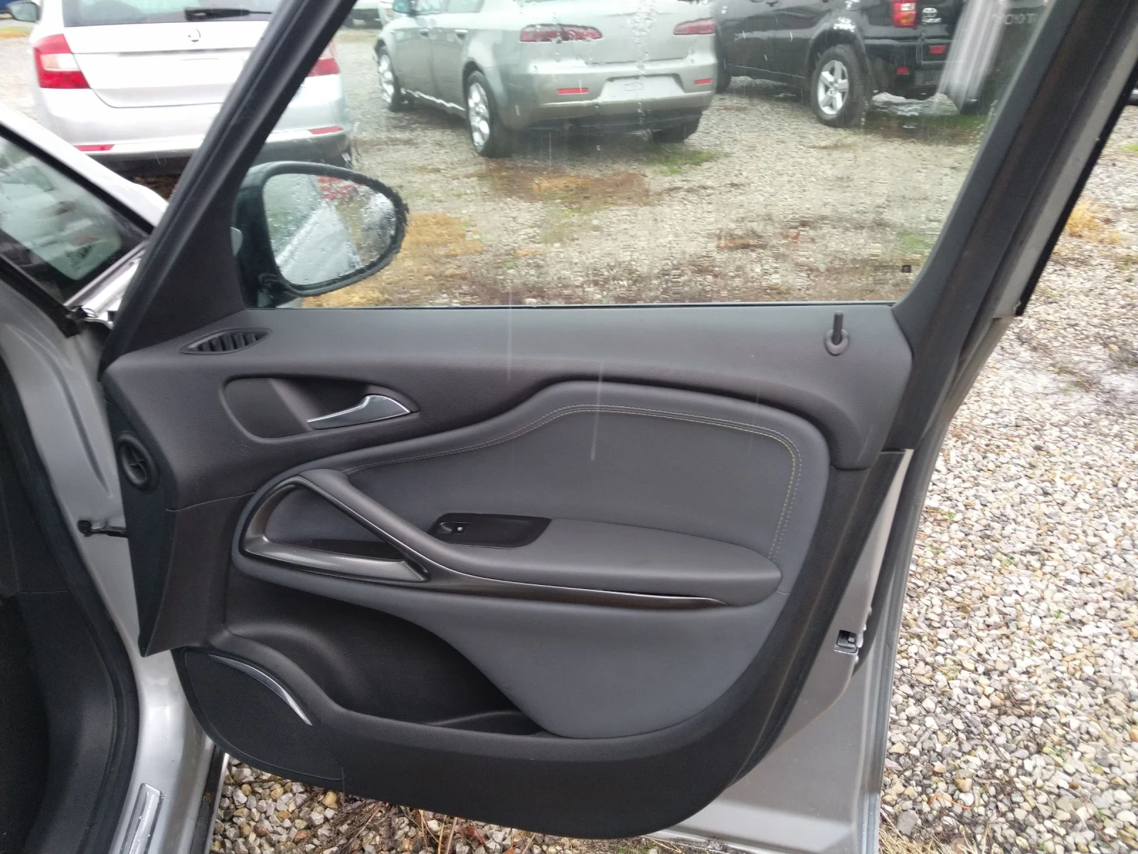Opel Zafira Турър - изображение 7
