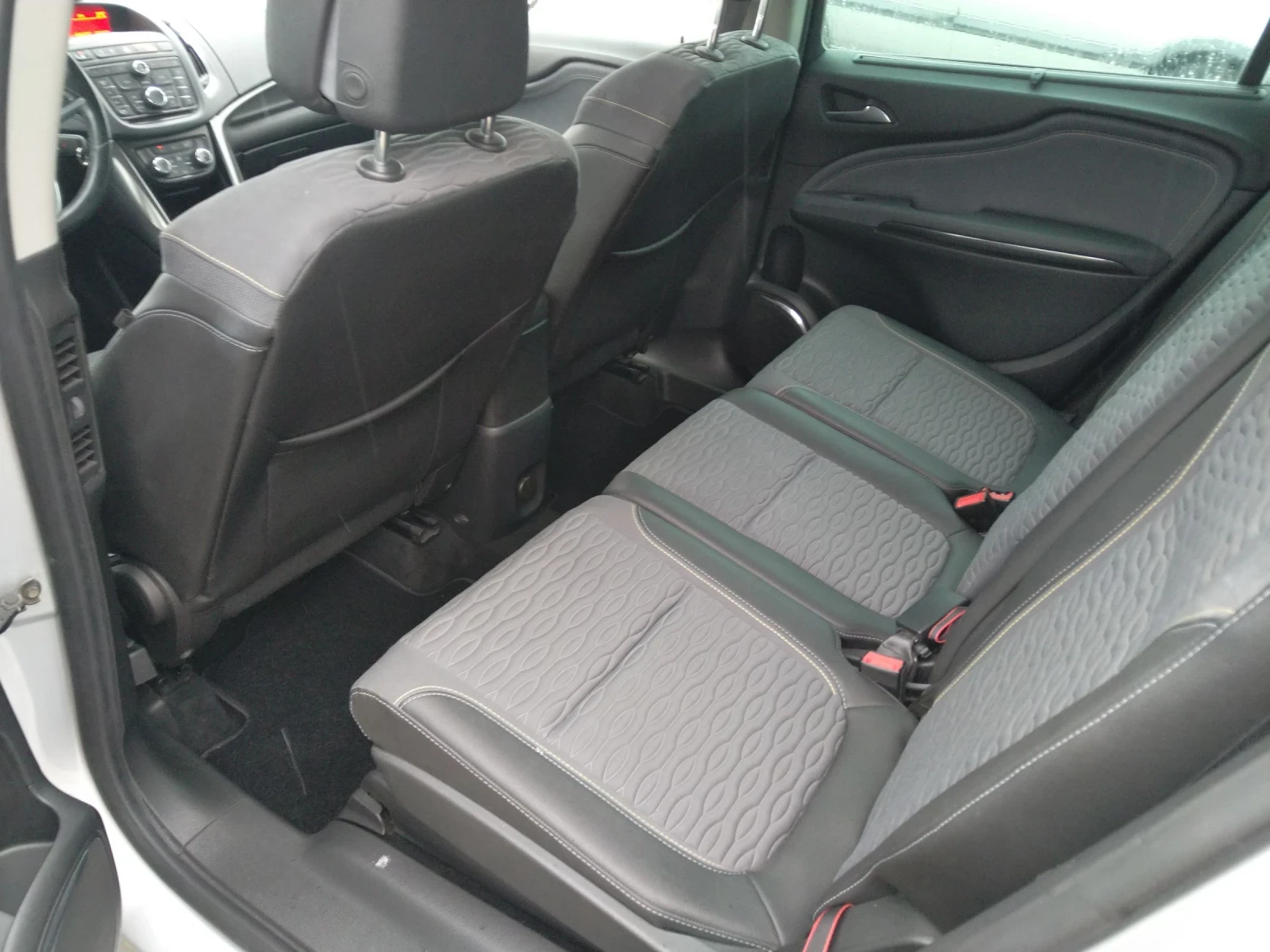 Opel Zafira Турър | Mobile.bg — изображение 13