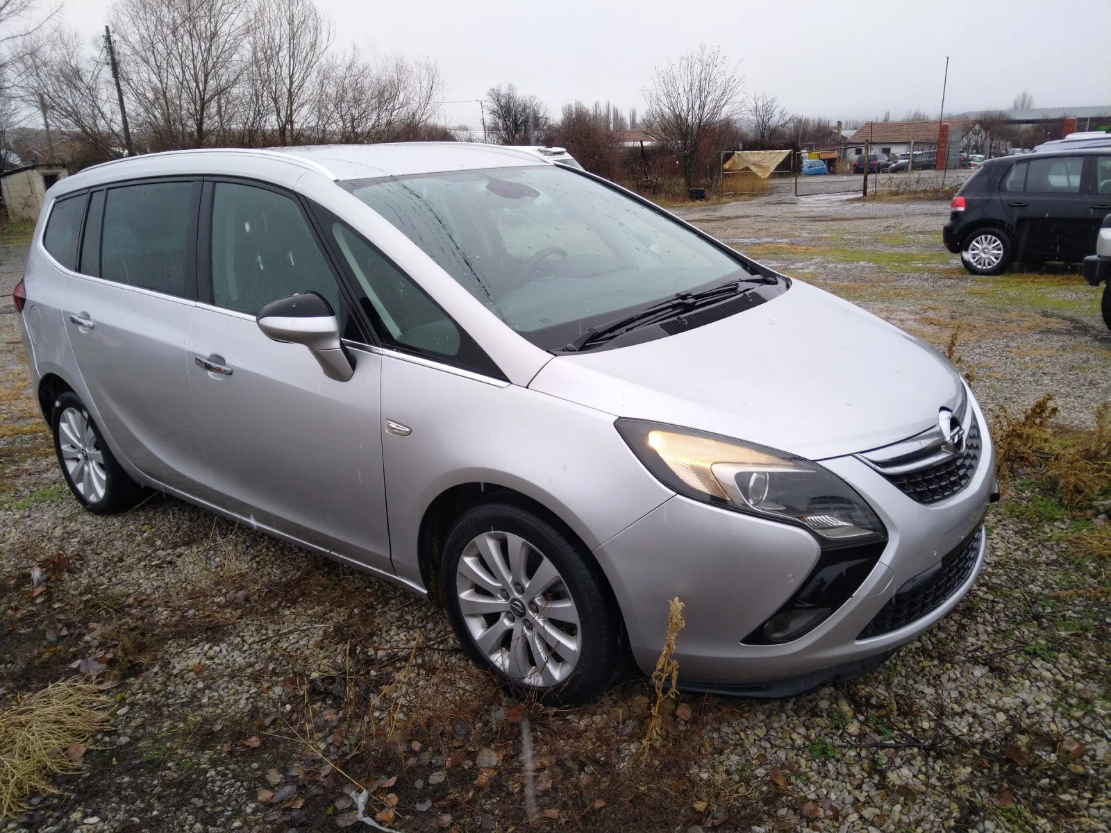 Opel Zafira Турър - изображение 6
