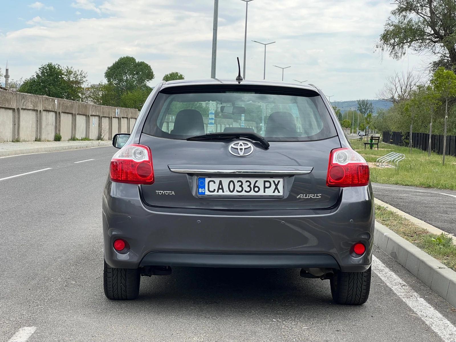 Toyota Auris 1.3 VVTI - изображение 4