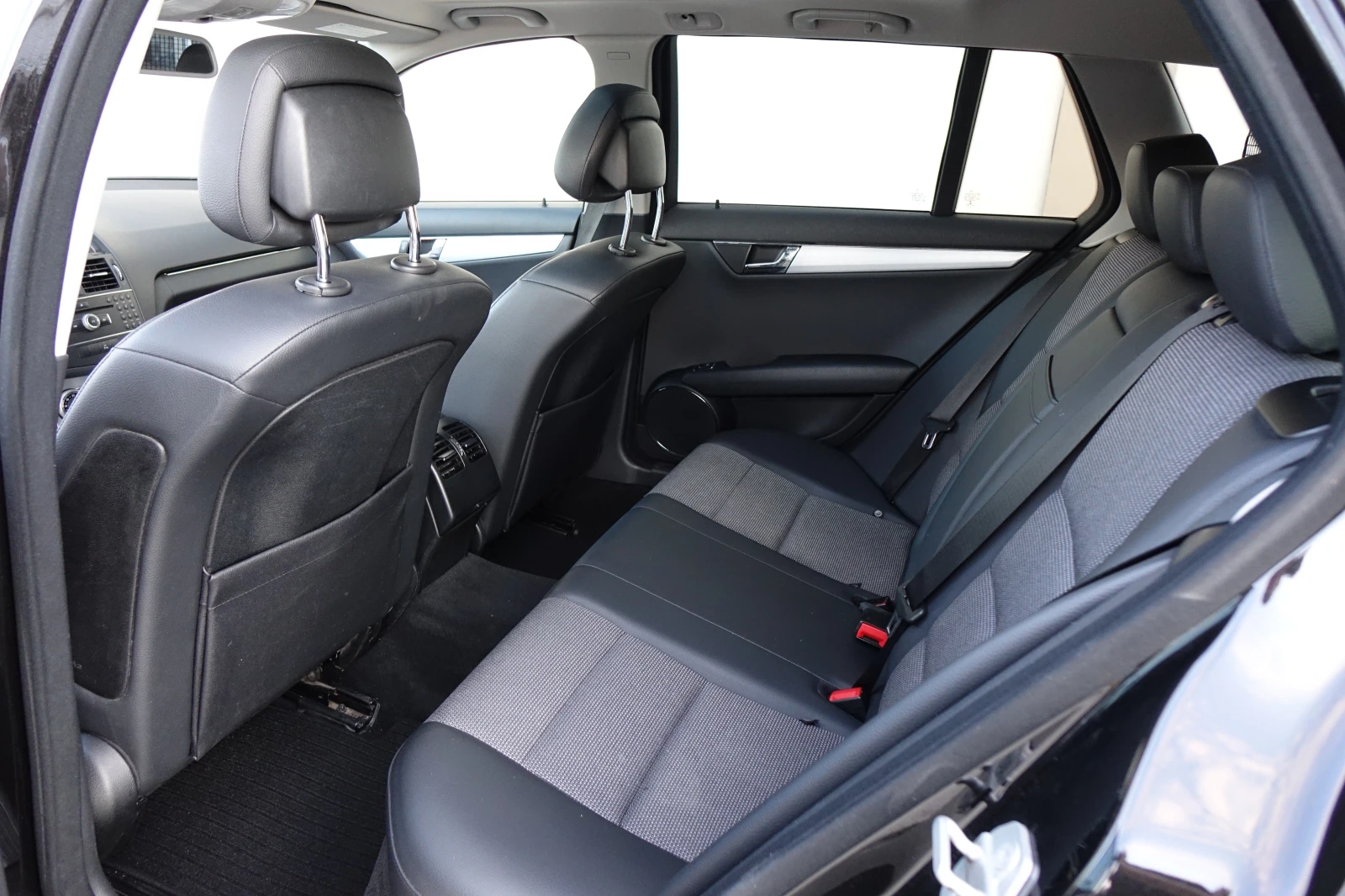 Mercedes-Benz C 220 AVANTGARDE* AUTOMATIK* NAVI* XENON*  | Mobile.bg   16