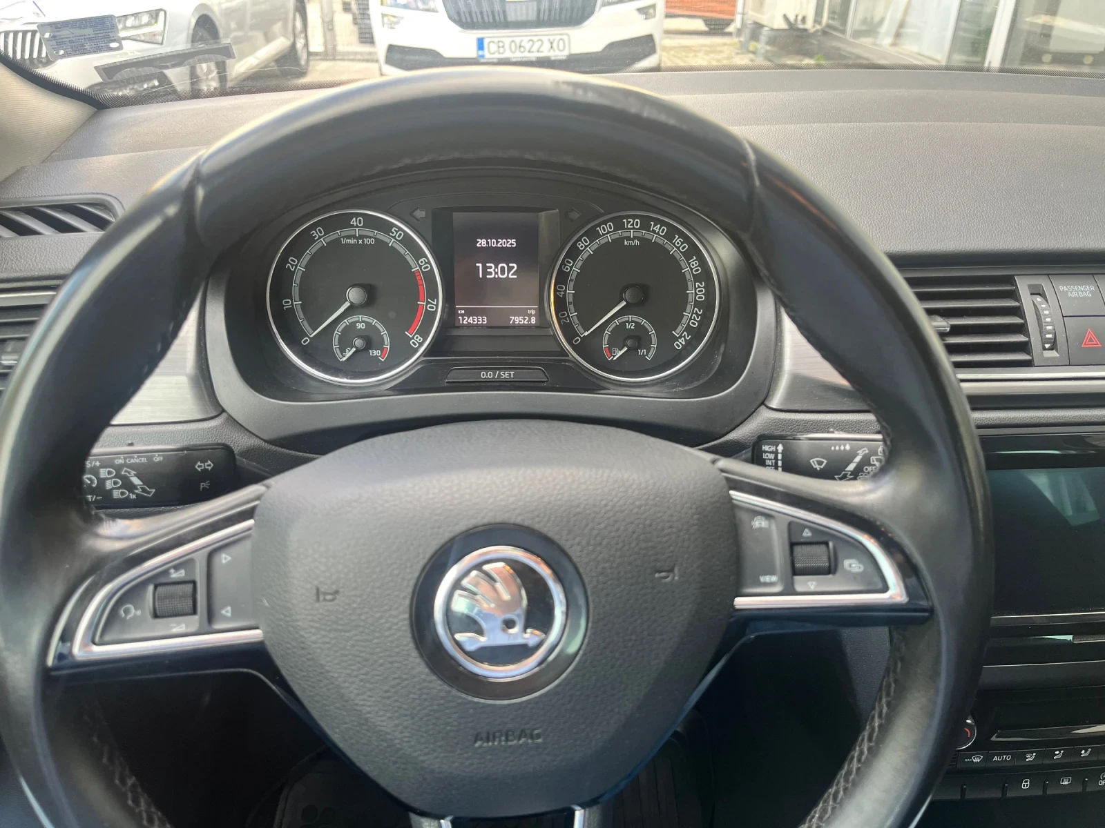 Skoda Rapid 1.0 TSI - изображение 9