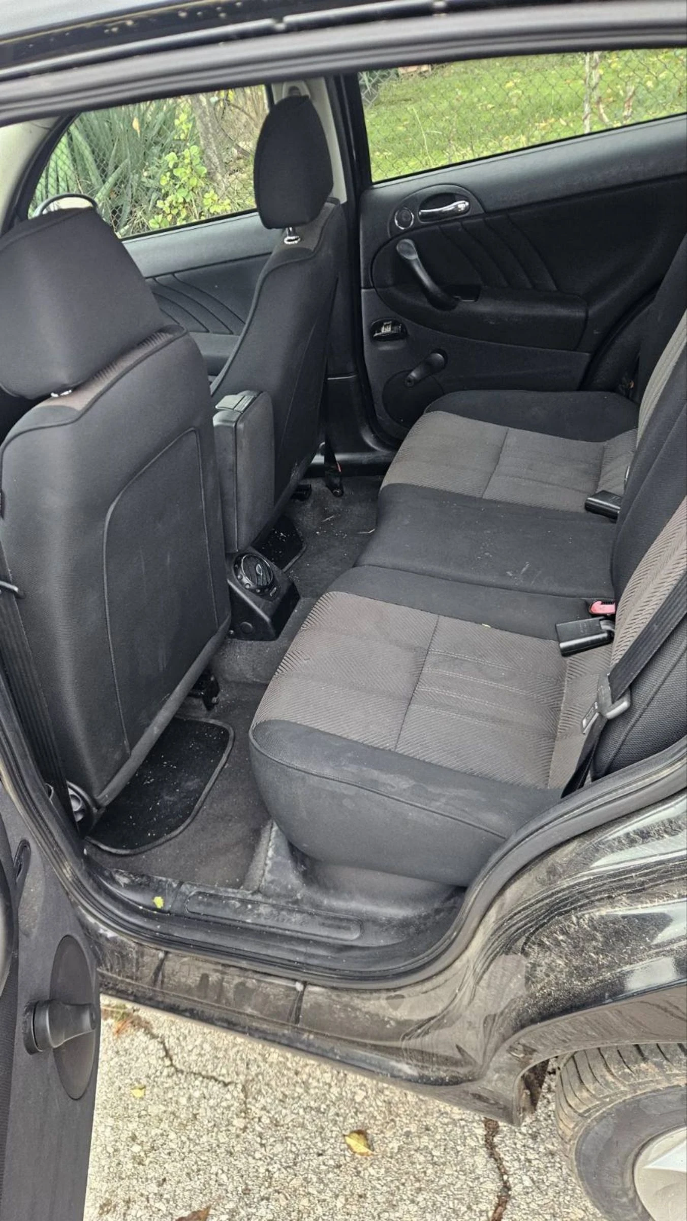 Alfa Romeo 147 1.6 i | Mobile.bg   5