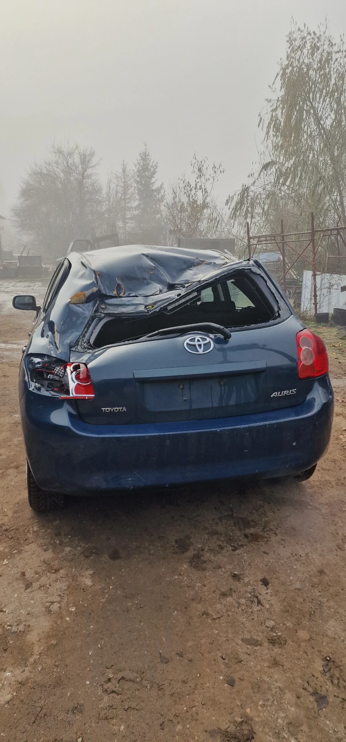 Toyota Auris 1.6i - изображение 4