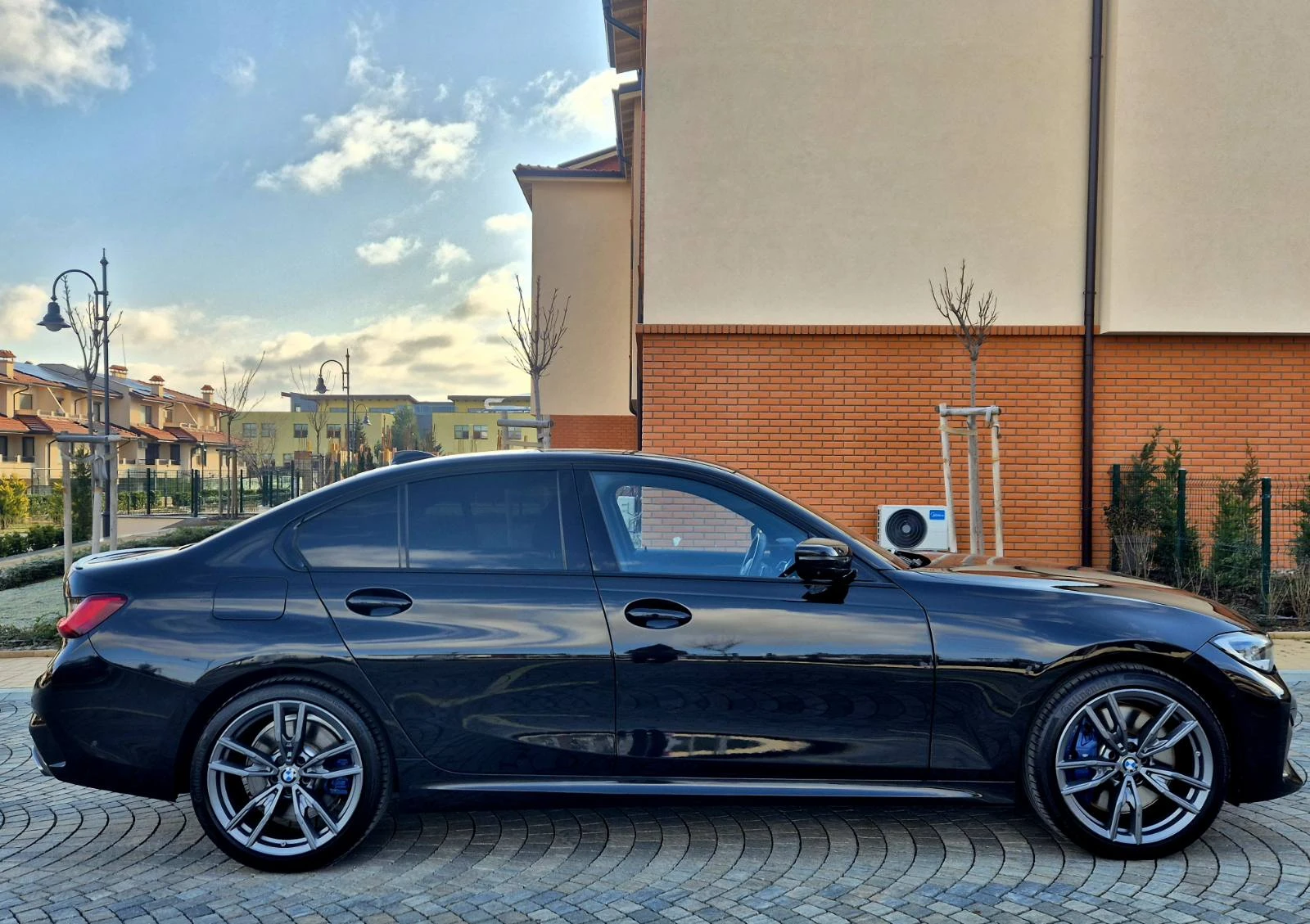 BMW 340 M* Laser* Head up* H&K* 360* FULL* SWISS - изображение 6