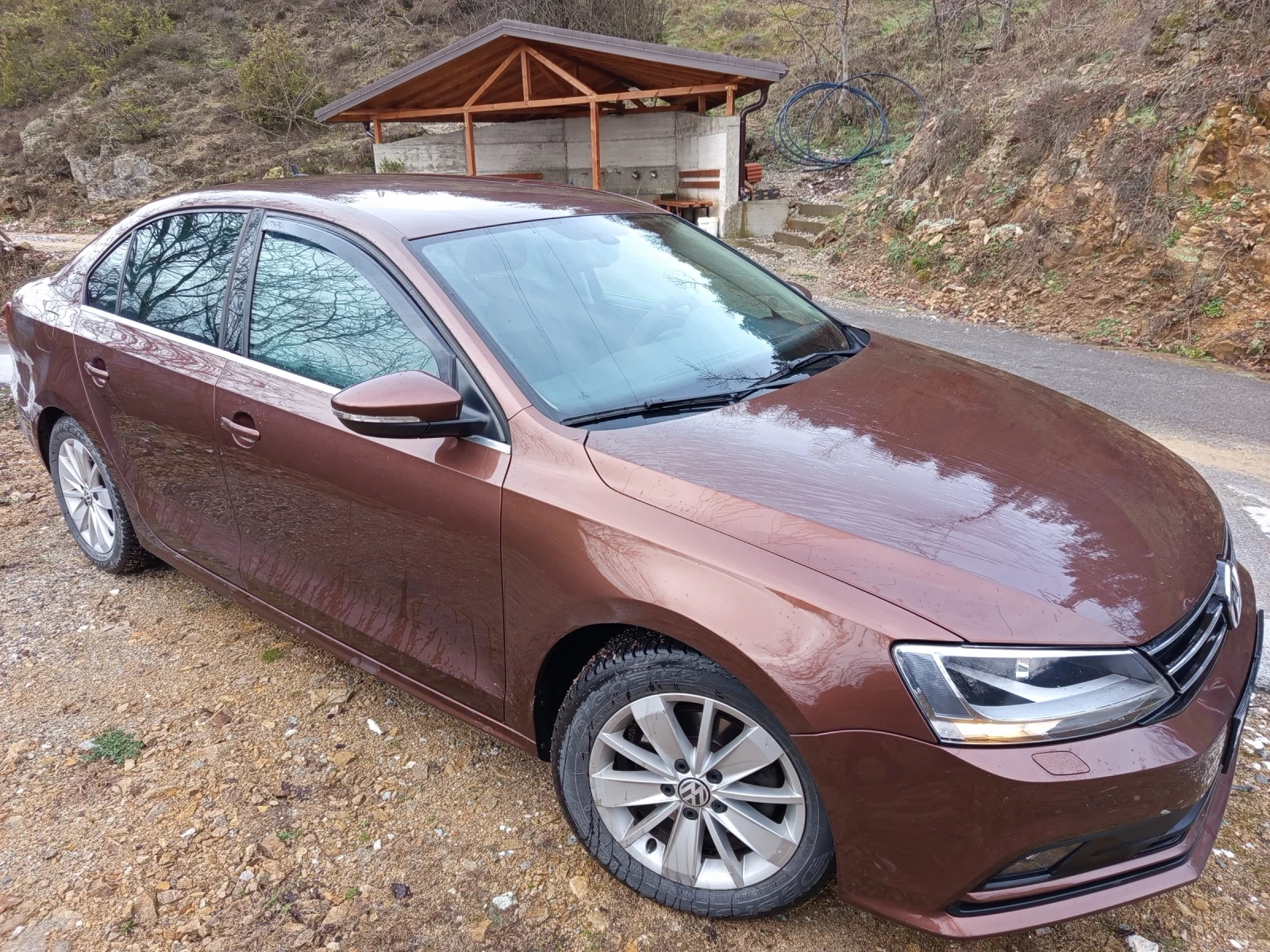 VW Jetta 2.0 TDI, 110 к.с.  - изображение 4