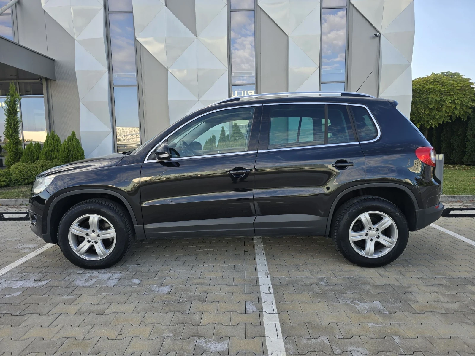 VW Touran 2.0Tdi. DSG.4MOTION.NAVI.�������� | Mobile.bg � ����������� 4