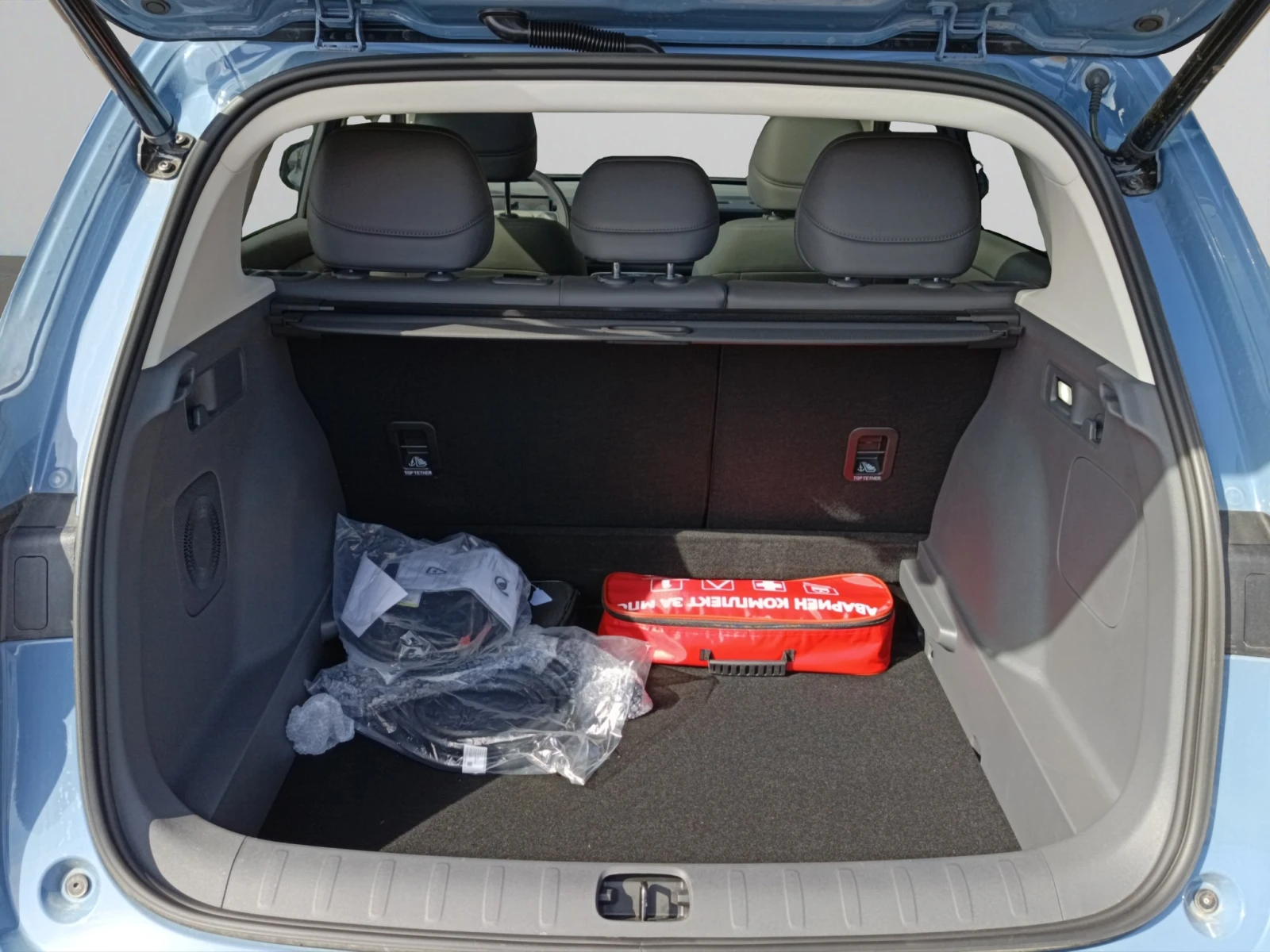 Leapmotor B10 DESIGN, снимка 17 - Автомобили и джипове - 54105641